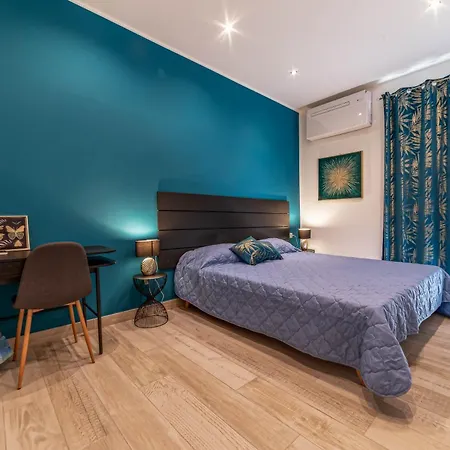 Michelangelo Luxury - Colosseo & Wi-fi بيت ضيافة 4*